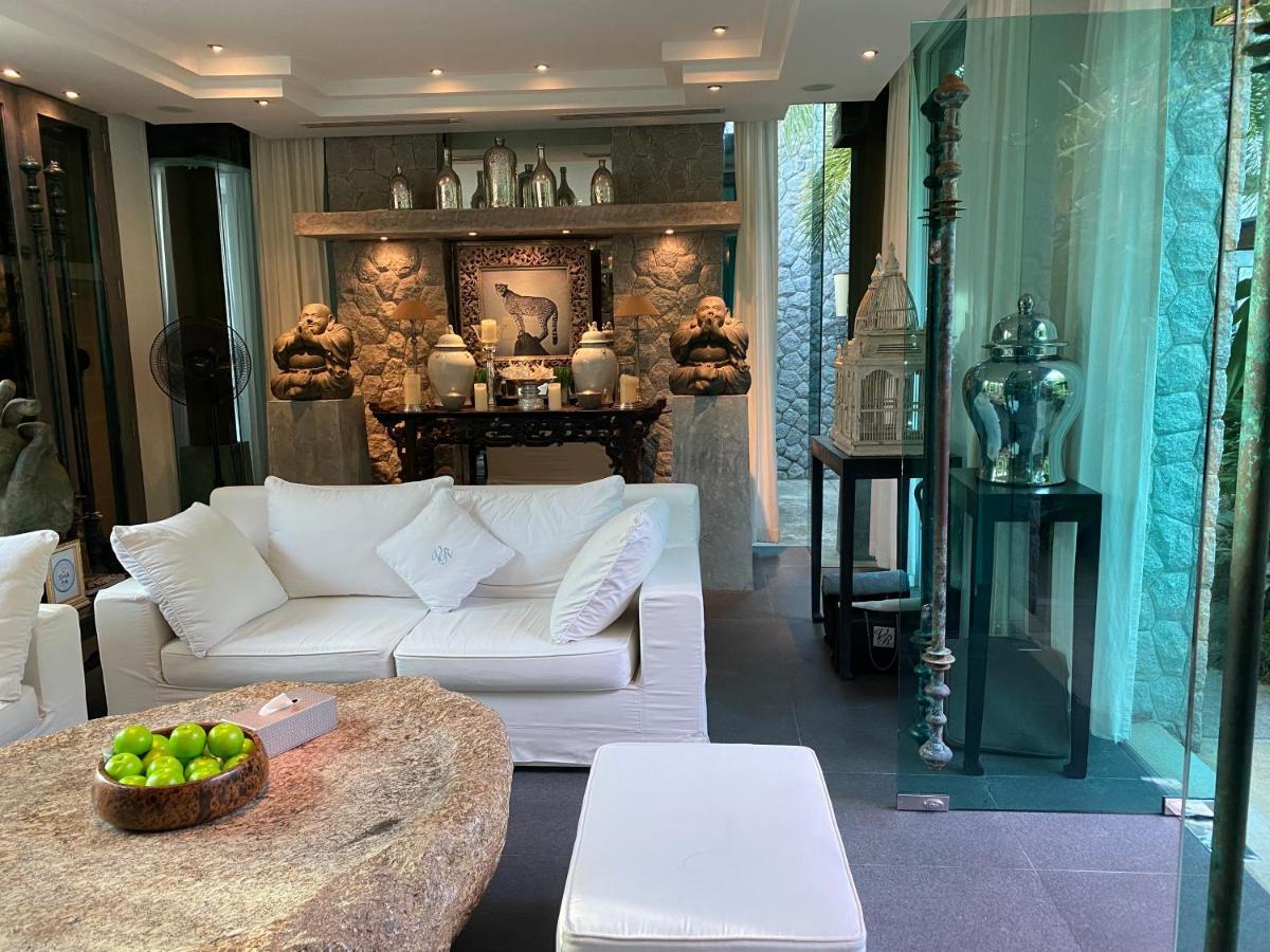 Villa On The Rocks, 4 Bedrooms, Phuket Surin Beach  Exterior photo