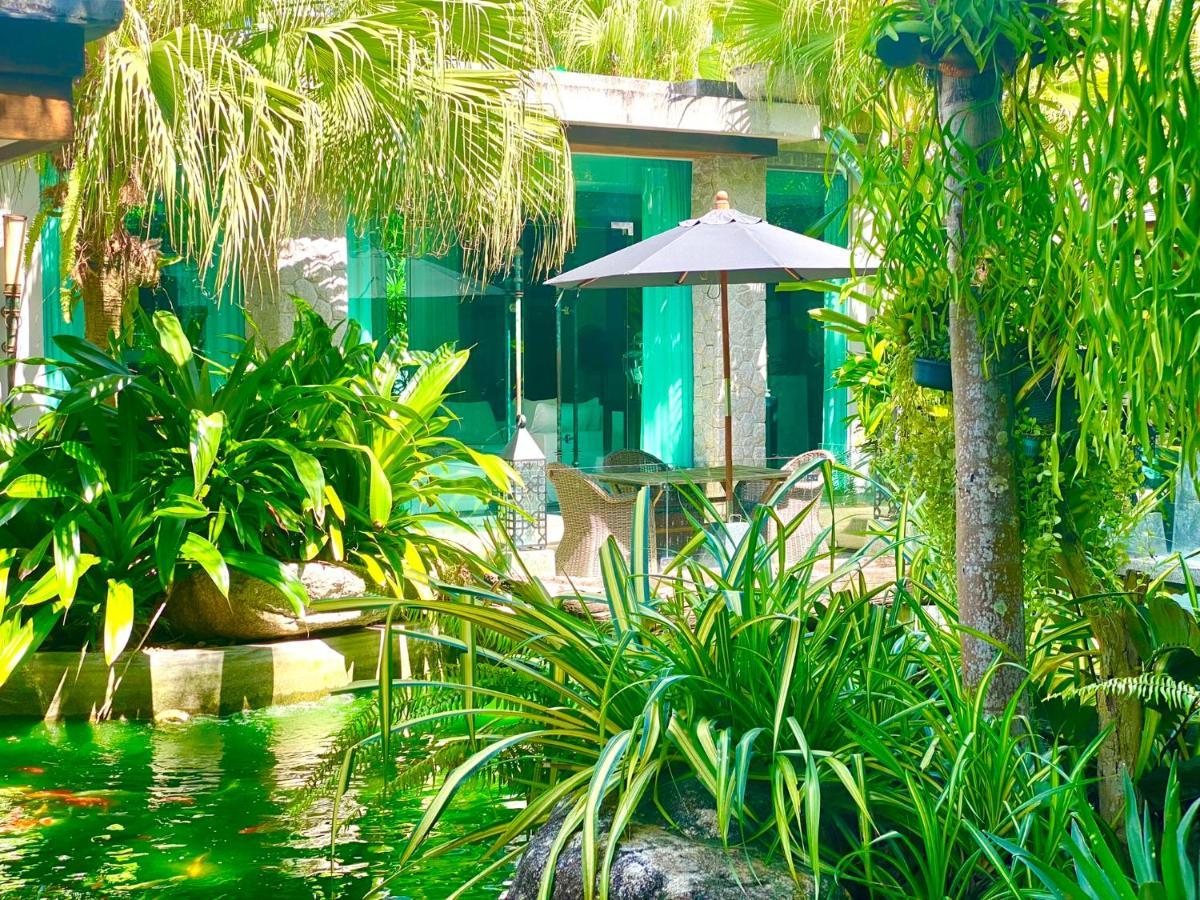 Villa On The Rocks, 4 Bedrooms, Phuket Surin Beach  Exterior photo